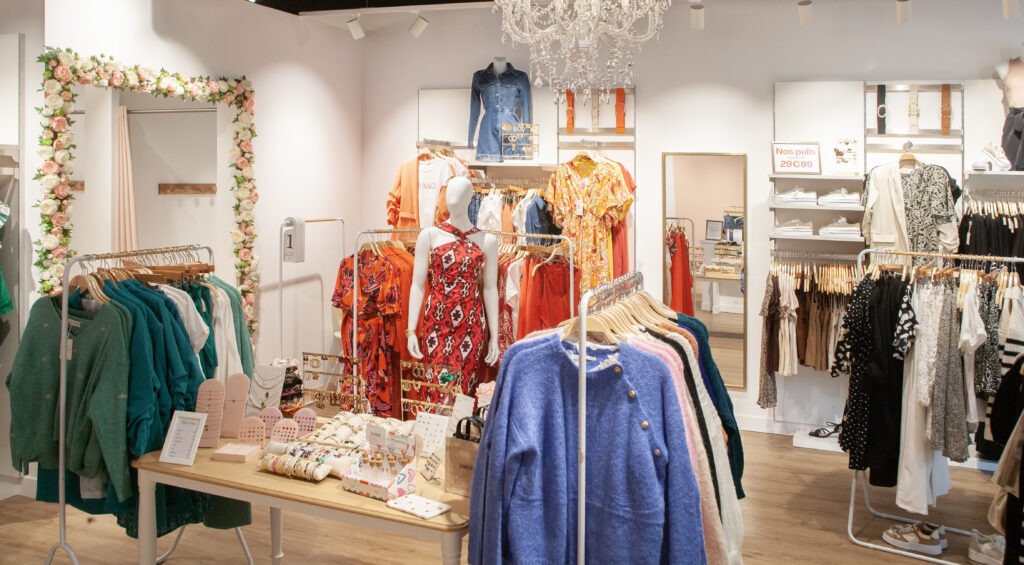 Juste Elles Galerie Cora Bruay